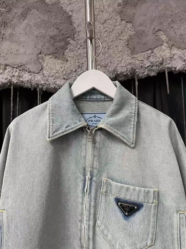 Prada Prada Denim Jacket with Triangle Logo-yf Size US M / EU 48-50 / 2 - 3 Thumbnail