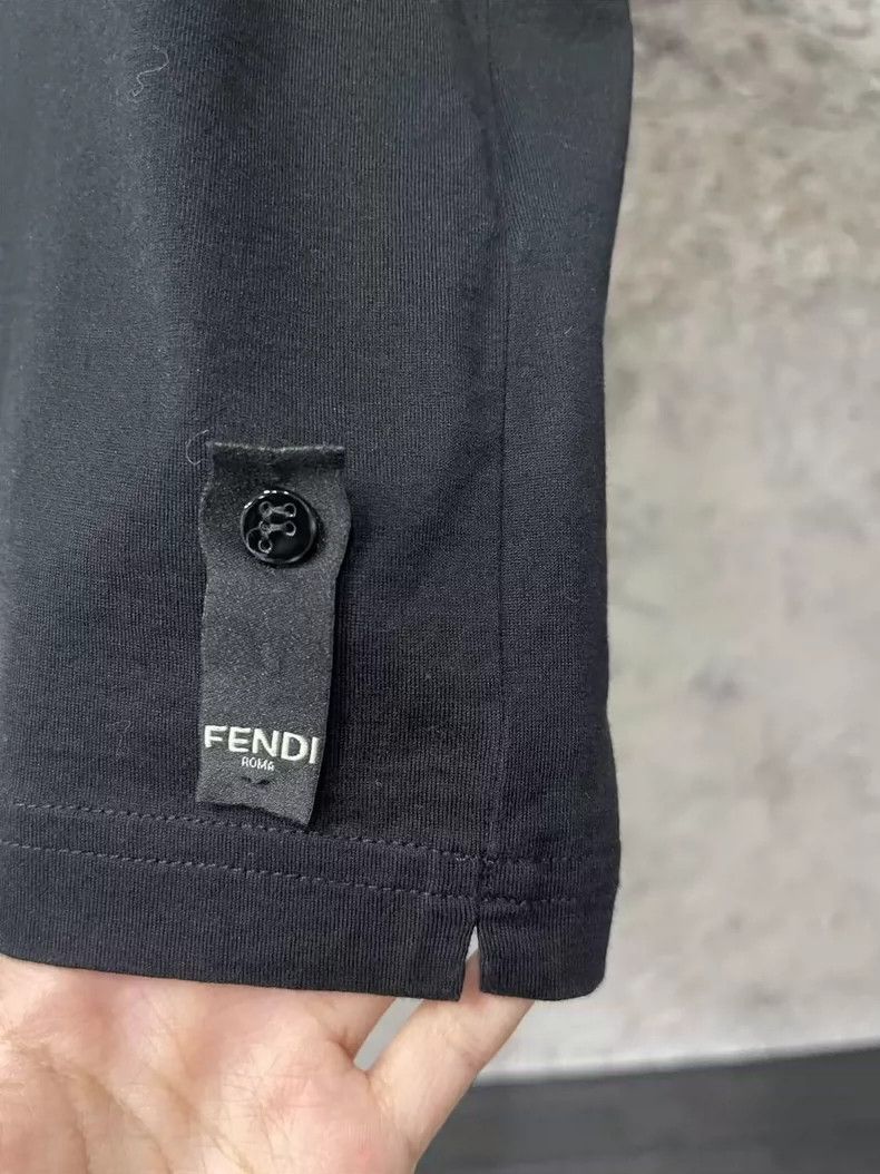 Fendi Fendi Short Sleeve T-Shirt in Black-yf Size US XL / EU 56 / 4 - 5 Thumbnail