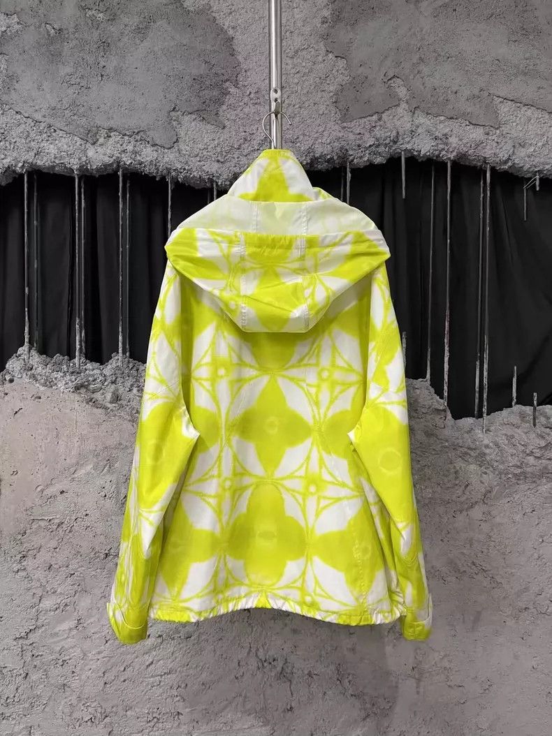 Louis Vuitton Louis Vuitton Zip Jacket with Yellow Pattern-yf Size US L / EU 52-54 / 3 - 2 Thumbnail