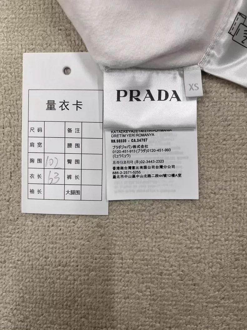 Prada Prada Embroidered Logo Short Sleeve T-Shirt-yf Size US XS / EU 42 / 0 - 5 Thumbnail