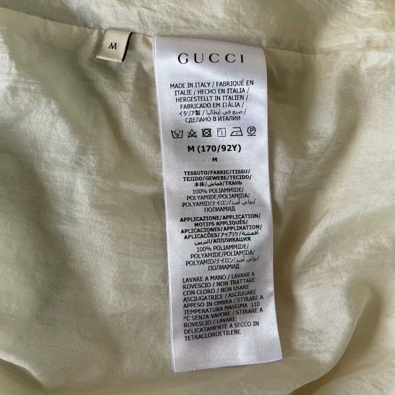 Gucci GUCCI Logo Jacket with Tag Size M-yf Size US M / EU 48-50 / 2 - 4 Thumbnail