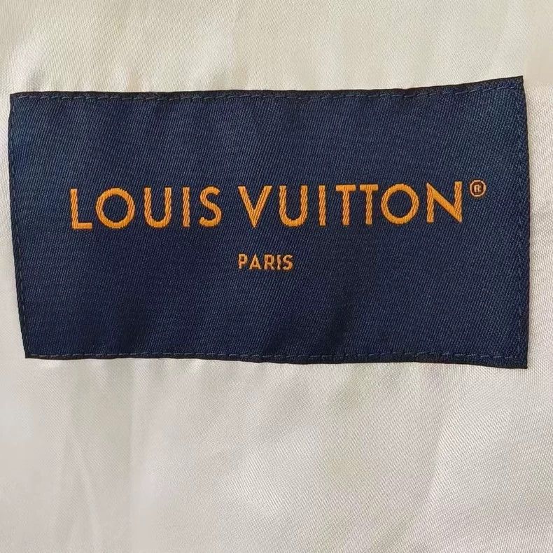 Louis Vuitton Louis Vuitton Logo White Leather Jacket-yf Size US L / EU 52-54 / 3 - 3 Thumbnail