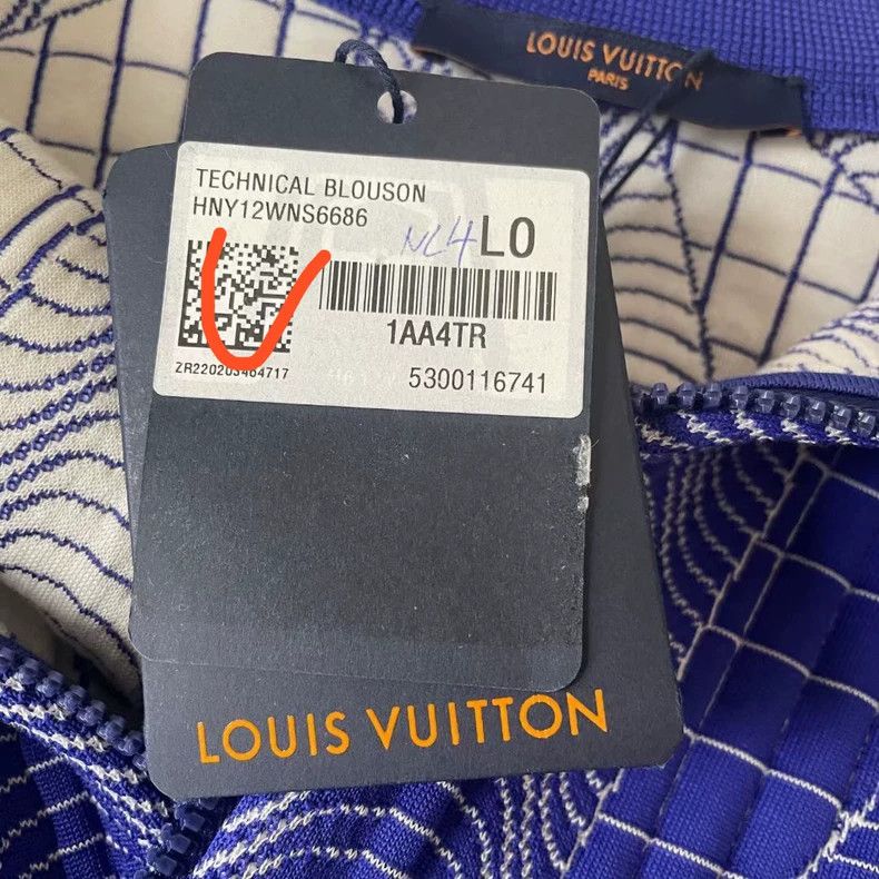 Louis Vuitton Louis Vuitton Striped Print Zip Jacket-yf Size US L / EU 52-54 / 3 - 5 Thumbnail