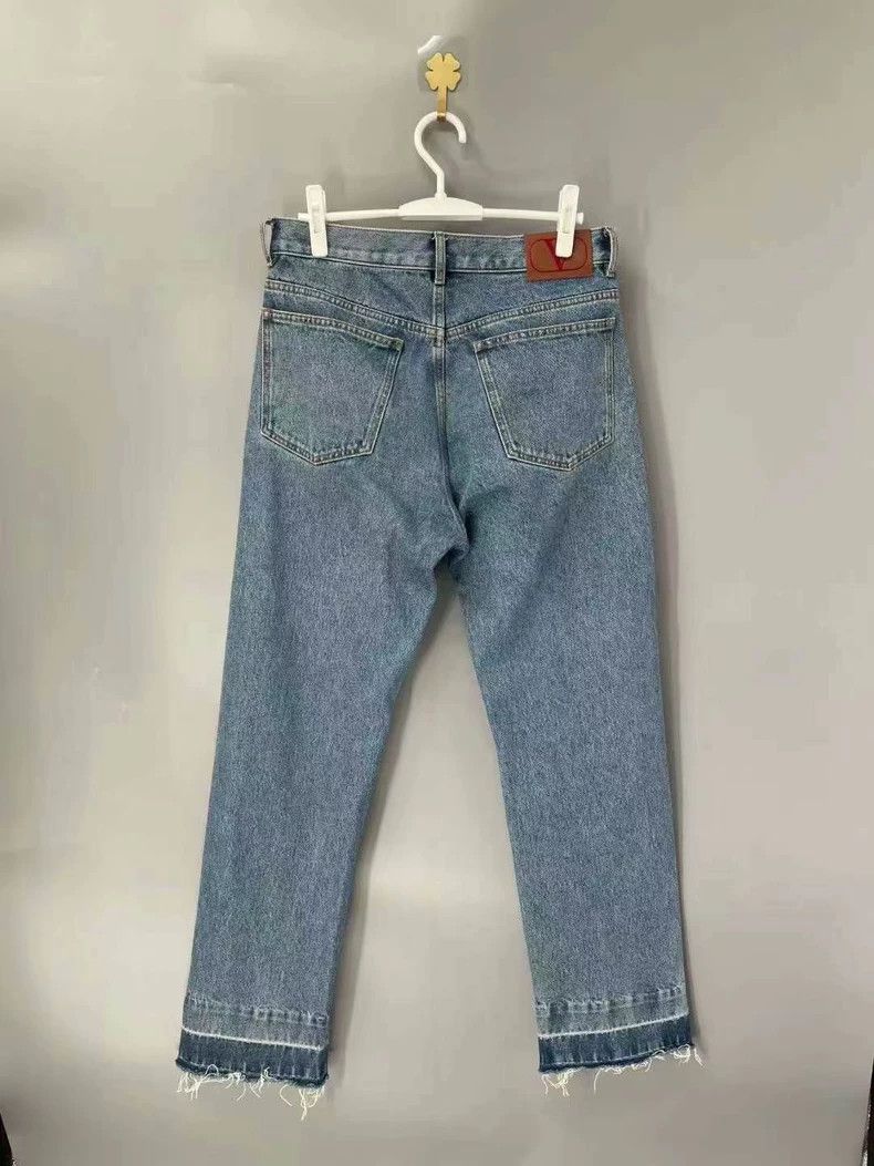 Valentino Valentino Distressed Denim Jeans with Logo-yf Size US 30 / EU 46 - 2 Thumbnail