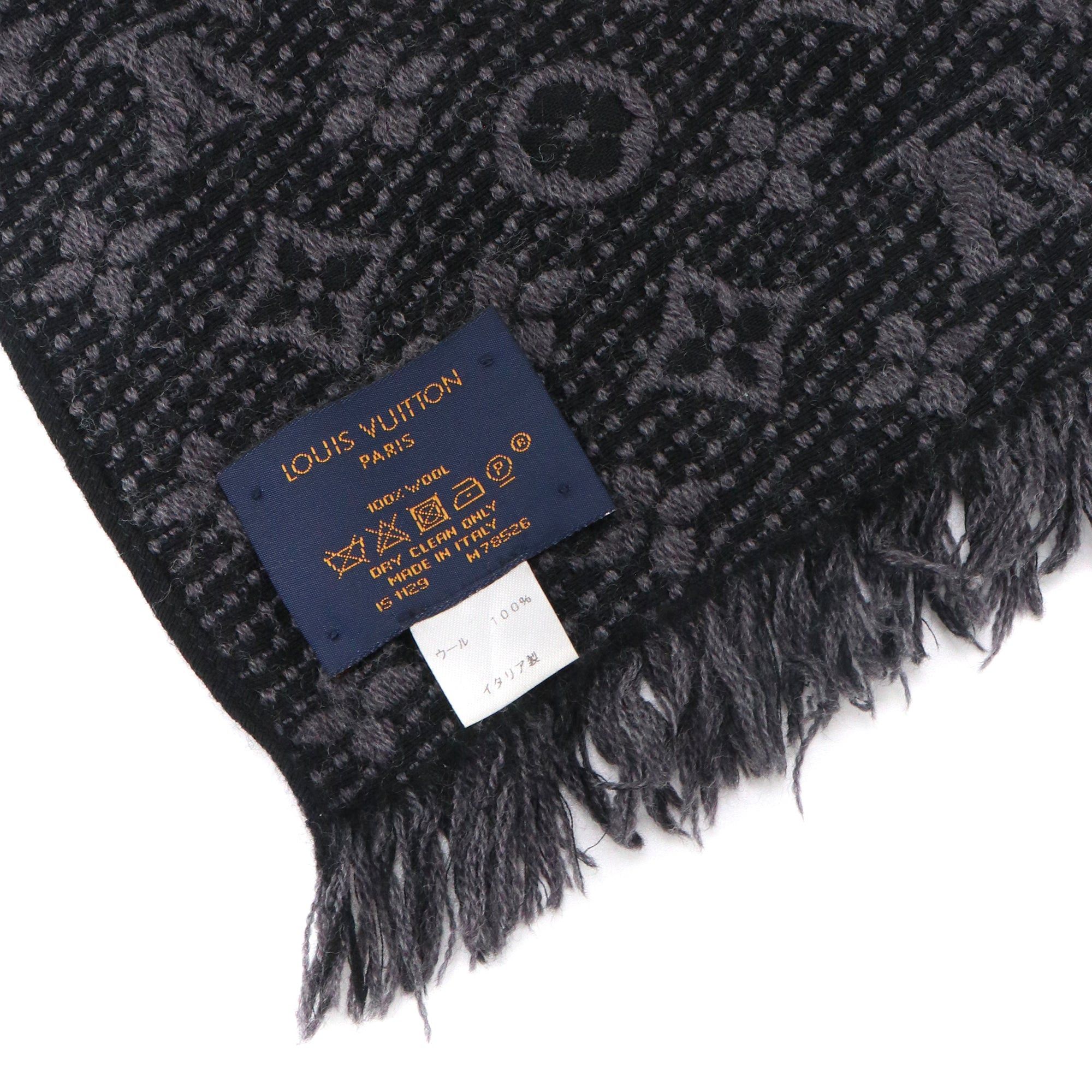 Louis Vuitton LOUIS VUITTON - Monogram Classic Louis Vuitton scarf in gray wool Size ONE SIZE - 3 Thumbnail