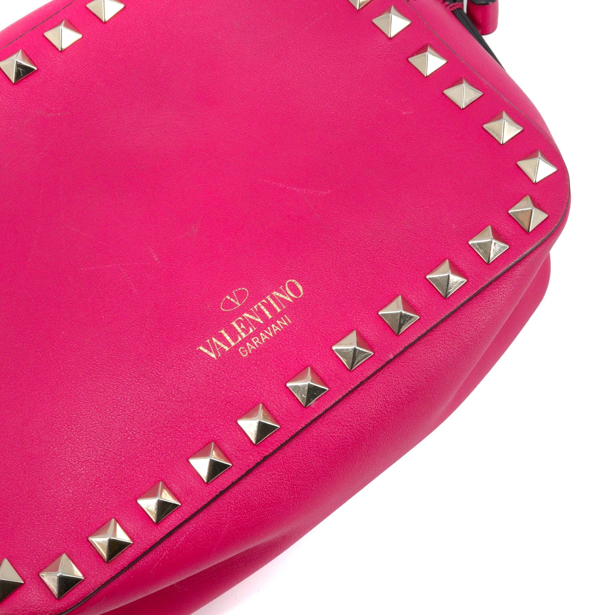 Valentino VALENTINO - Valentino Rockstud Rolling shoulder bag in pink smooth leather Size ONE SIZE - 8 Thumbnail