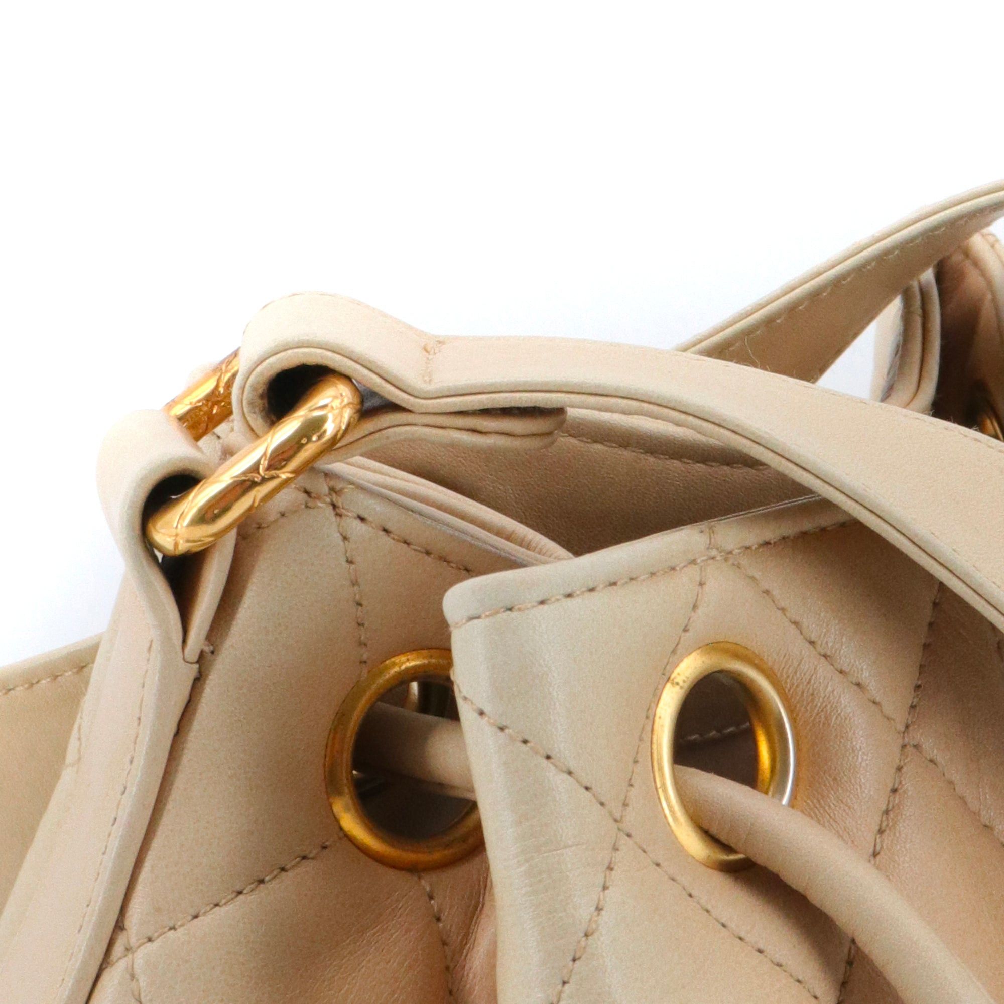Chanel CHANEL - Vintage Chanel Cocoball shoulder bag in beige quilted leather Size ONE SIZE - 7 Thumbnail