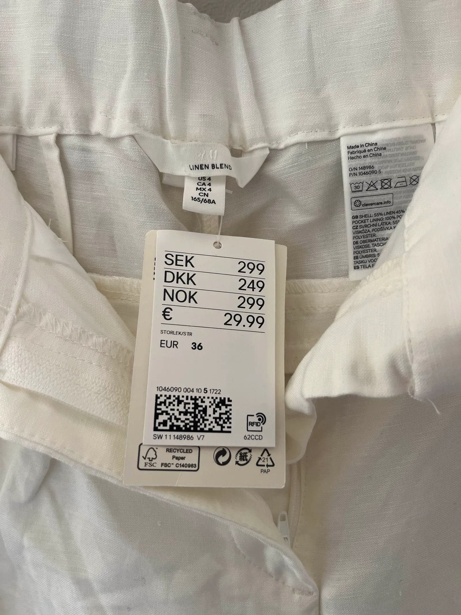 H&M H&M Pants Size 26" / US 2 / IT 38 - 2 Thumbnail