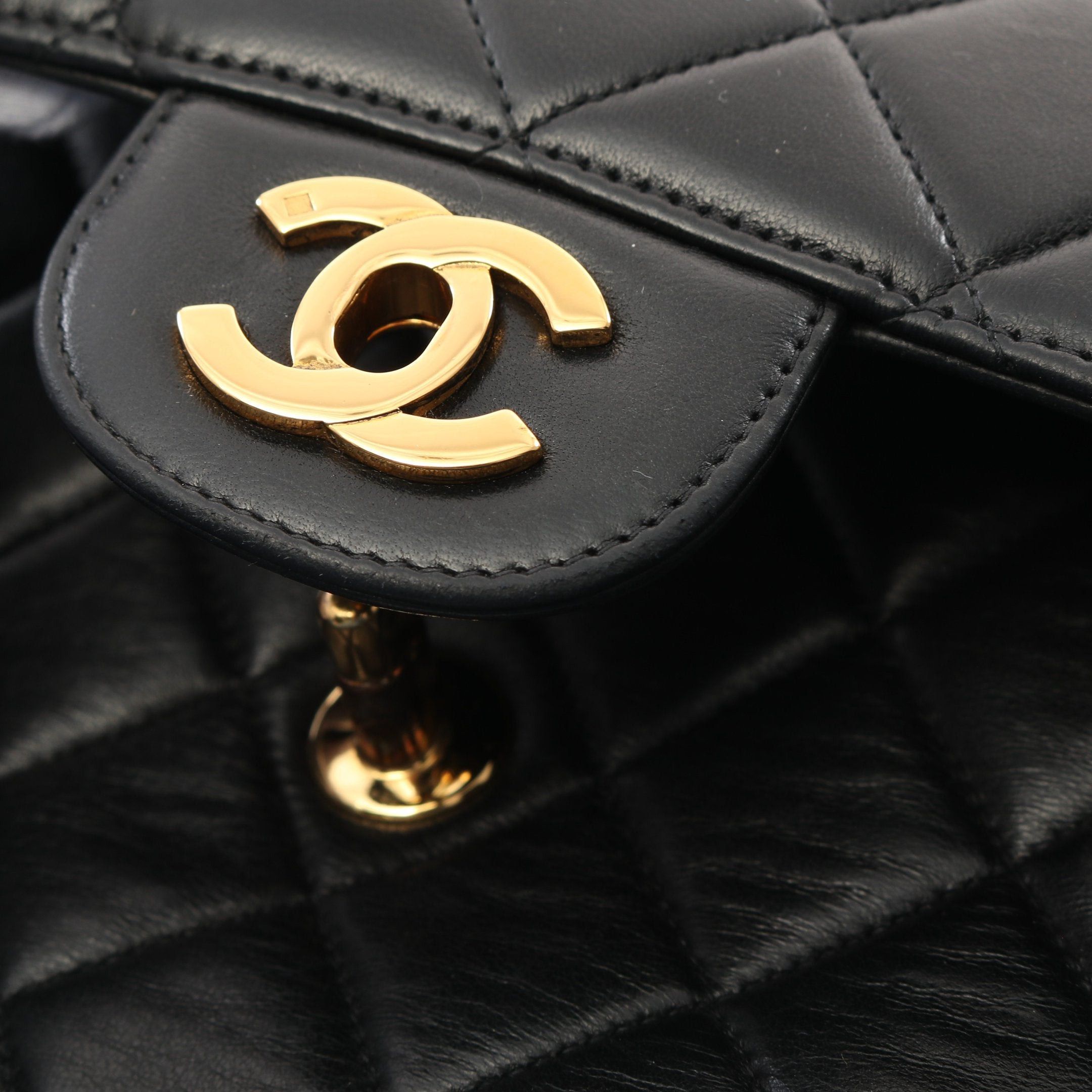 Chanel Chanel Double Face Matelasse Handbag Lambskin Black Gold Hardware Size ONE SIZE - 9 Thumbnail