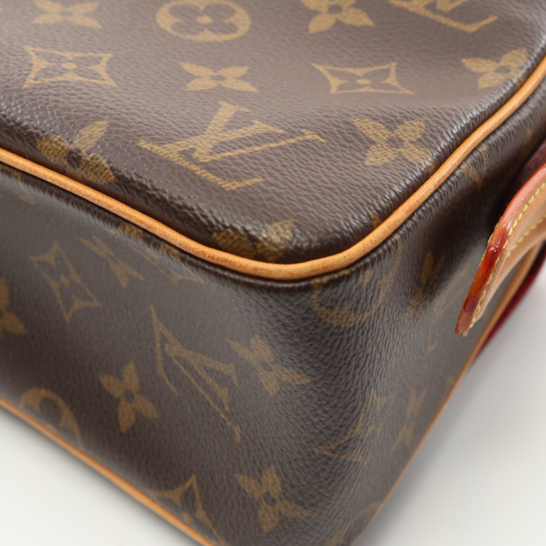 Louis Vuitton Louis Vuitton Vivacite Mm Monogram Shoulder Bag Leather Brown Size ONE SIZE - 6 Thumbnail