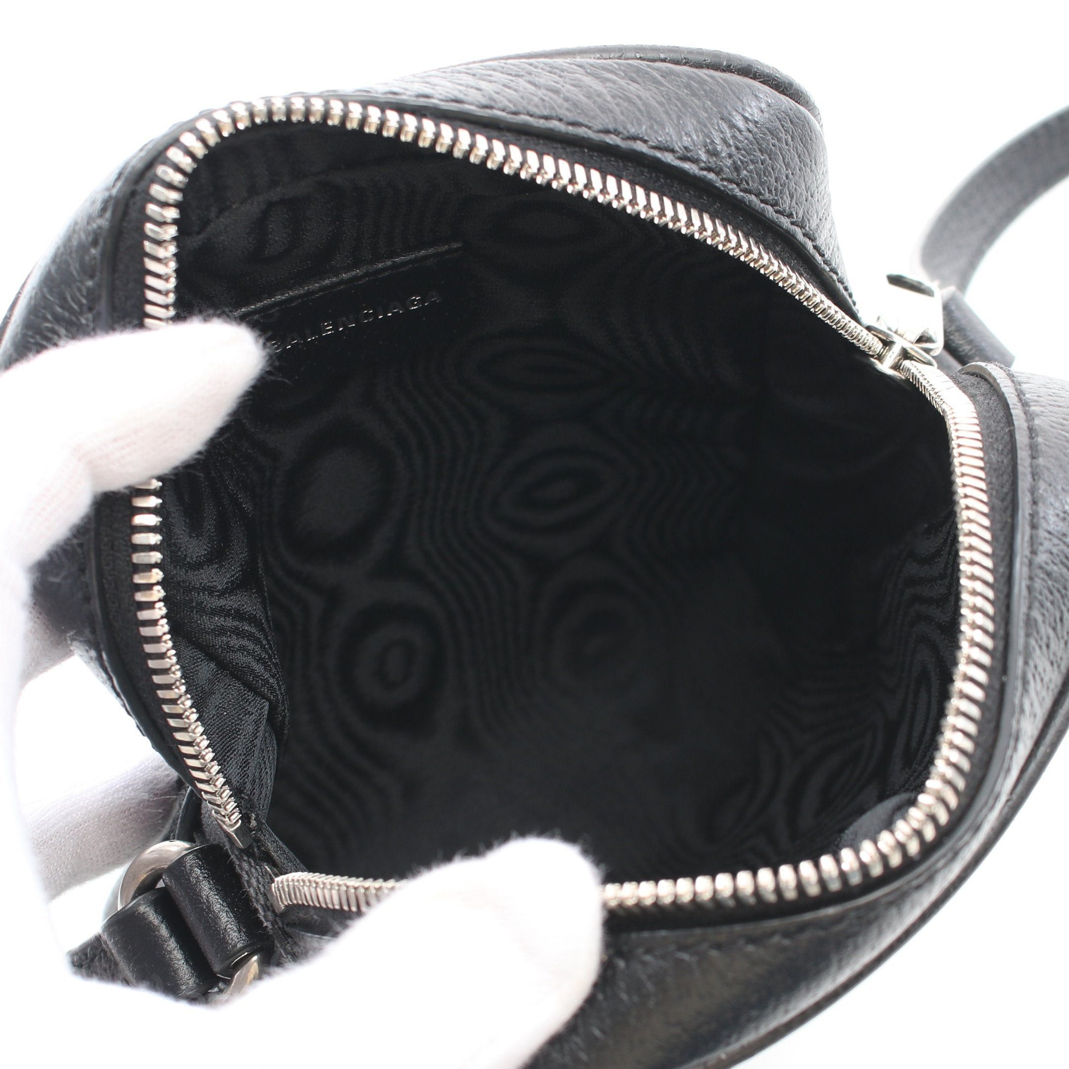 Balenciaga Balenciaga Balenciaga * Gucci Hacker Project Shoulder Bag Canvas Leather Black Multicolor Size ONE SIZE - 3 Thumbnail