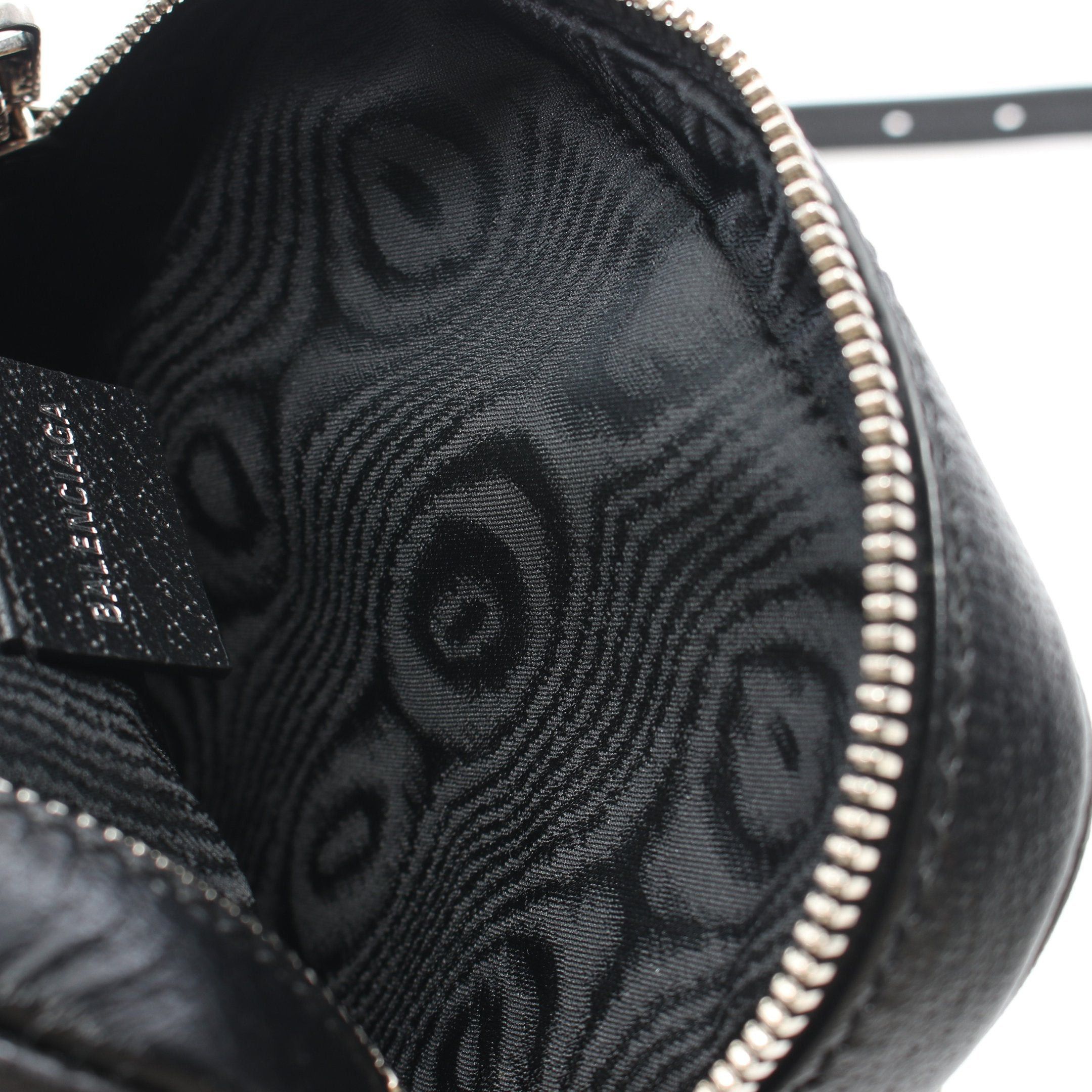 Balenciaga Balenciaga Balenciaga * Gucci Hacker Project Shoulder Bag Canvas Leather Black Multicolor Size ONE SIZE - 9 Thumbnail