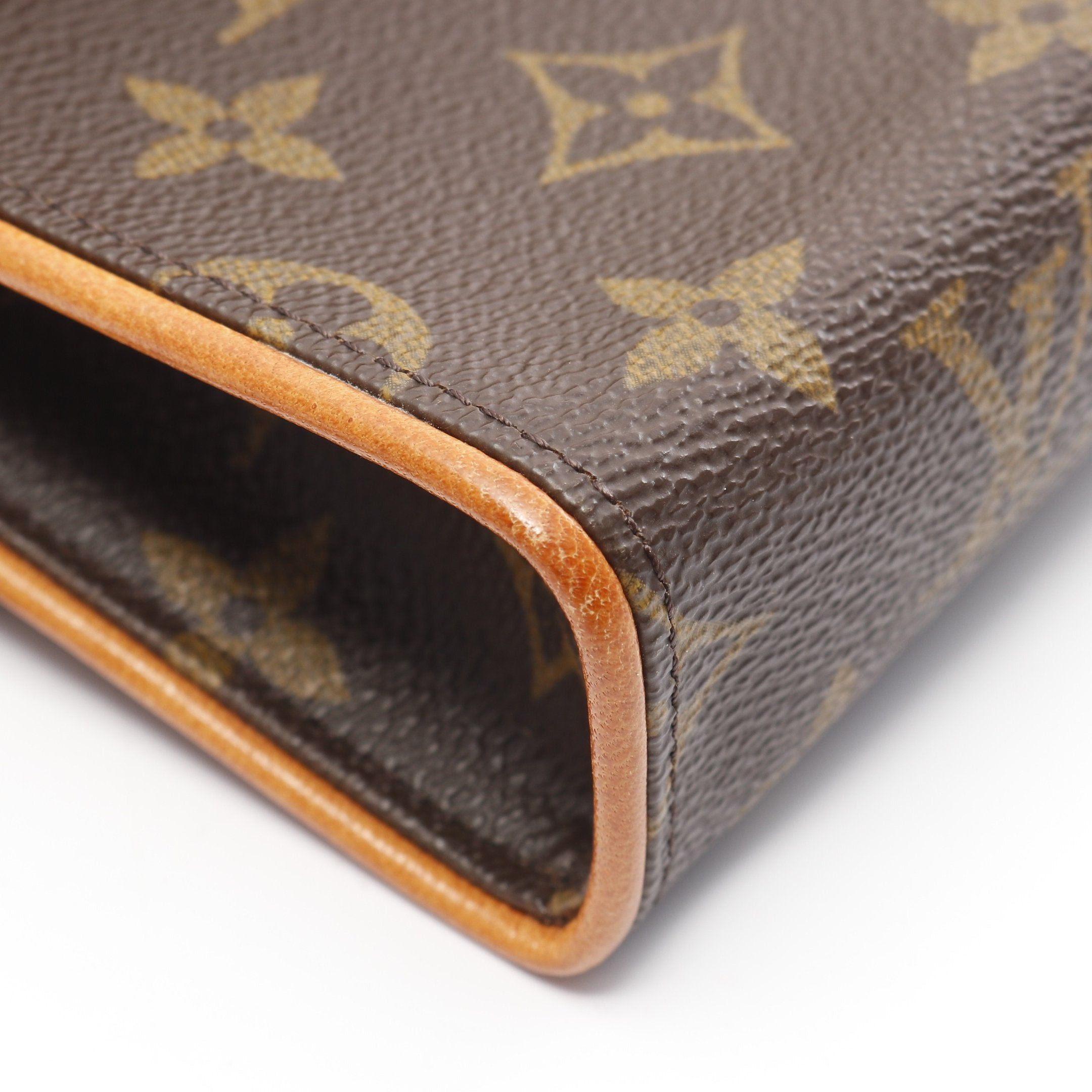 Louis Vuitton Louis Vuitton Pochette Florentine Monogram Body Bag Waist Leather Brown With Button Pressure (S) Size ONE SIZE - 6 Thumbnail