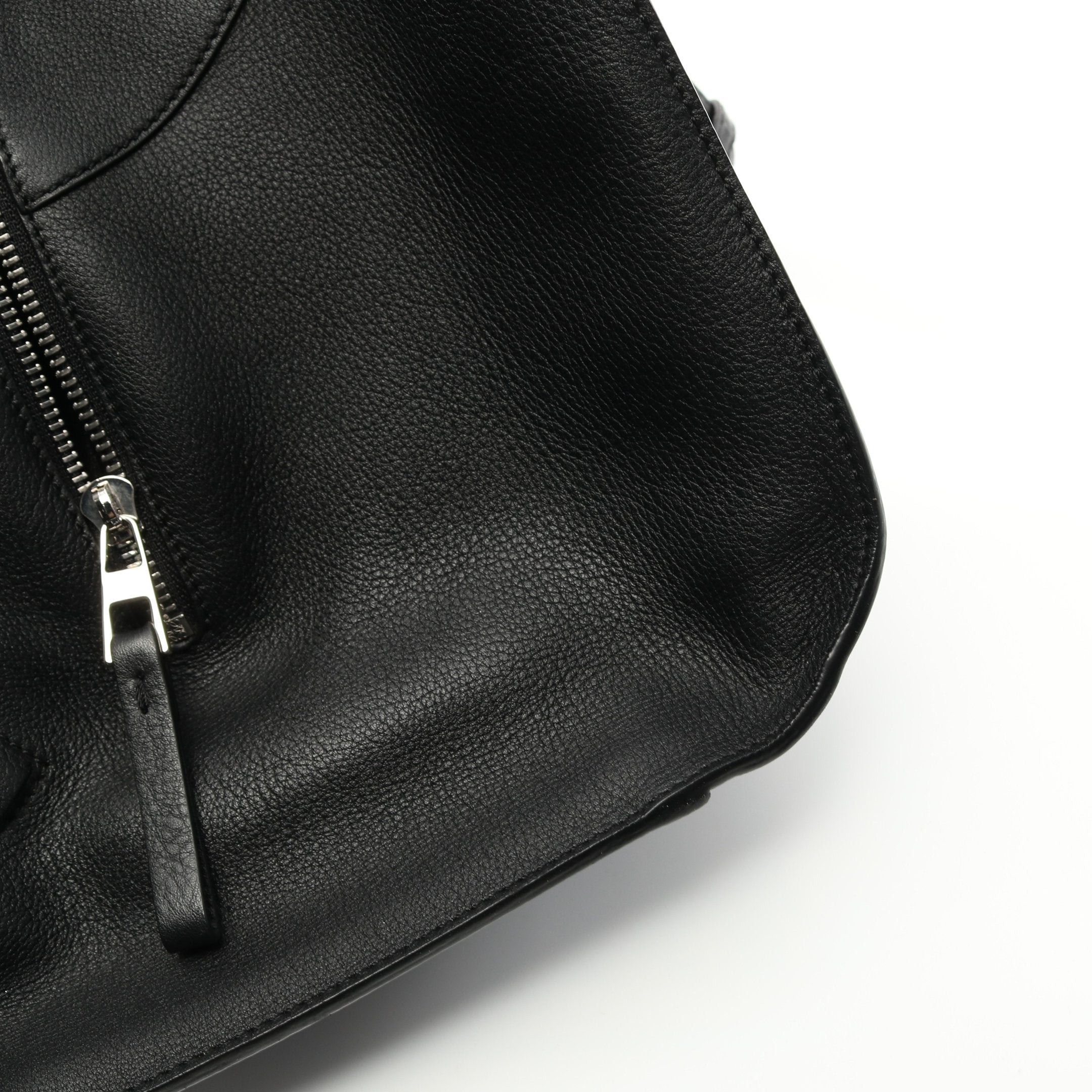 Loewe Loewe Hammock Small Handbag Leather Black Size ONE SIZE - 9 Thumbnail