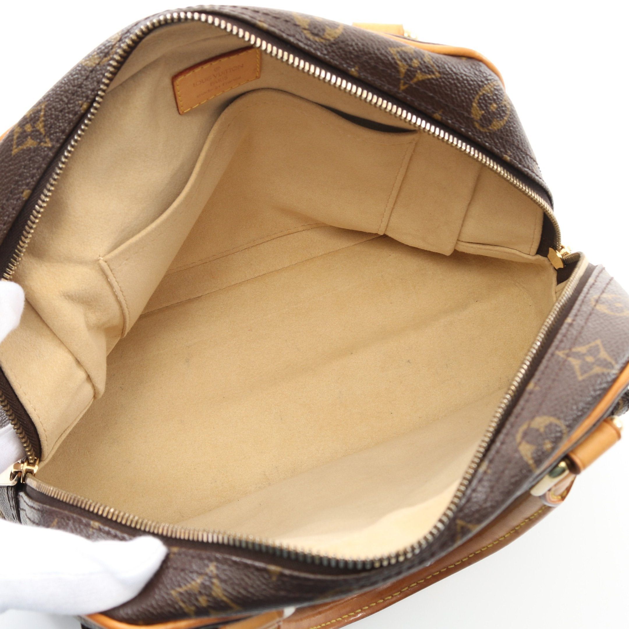 Louis Vuitton Louis Vuitton Manhattan Pm Monogram Handbag Leather Brown Size ONE SIZE - 3 Thumbnail