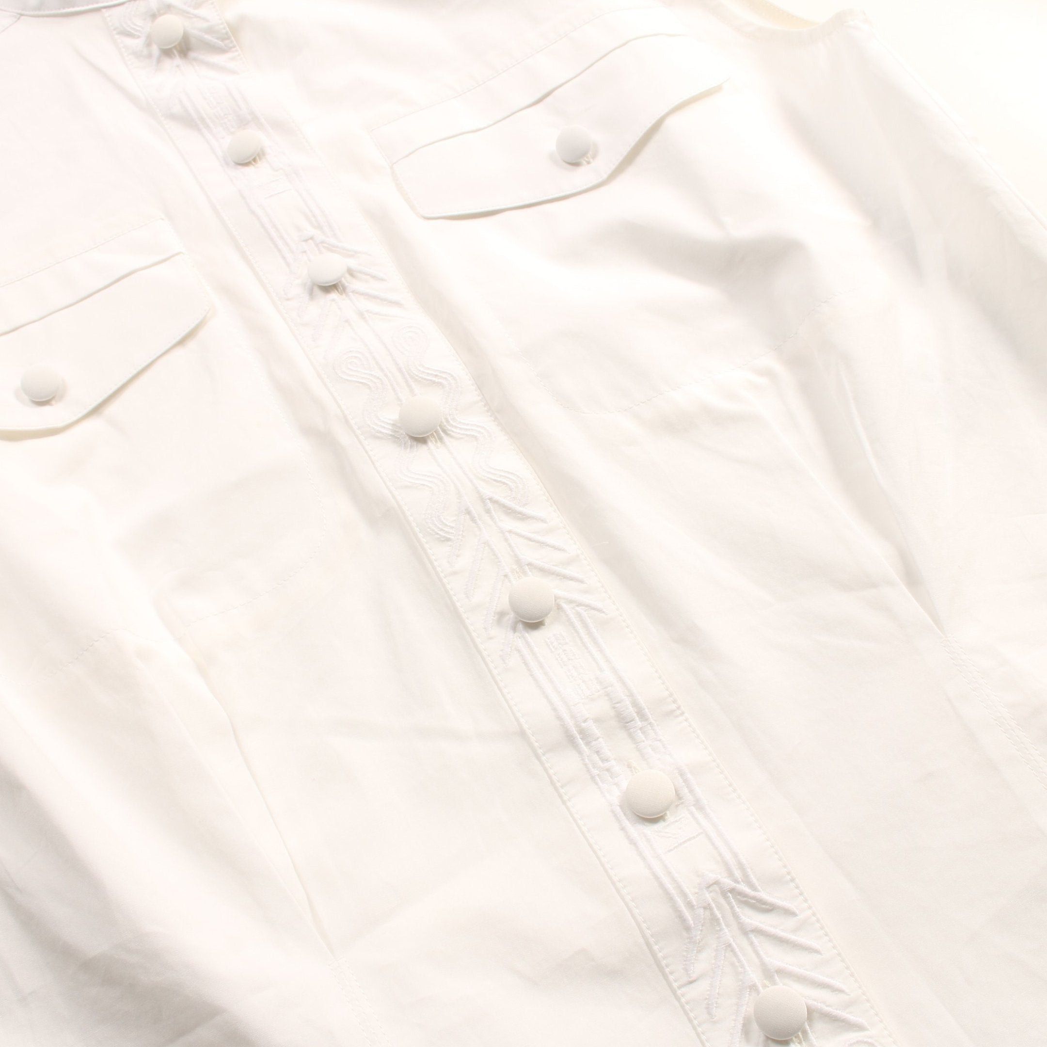 Louis Vuitton Louis Vuitton Blouse No Sleeve Embroidery Cotton Off White Size ONE SIZE - 10 Thumbnail