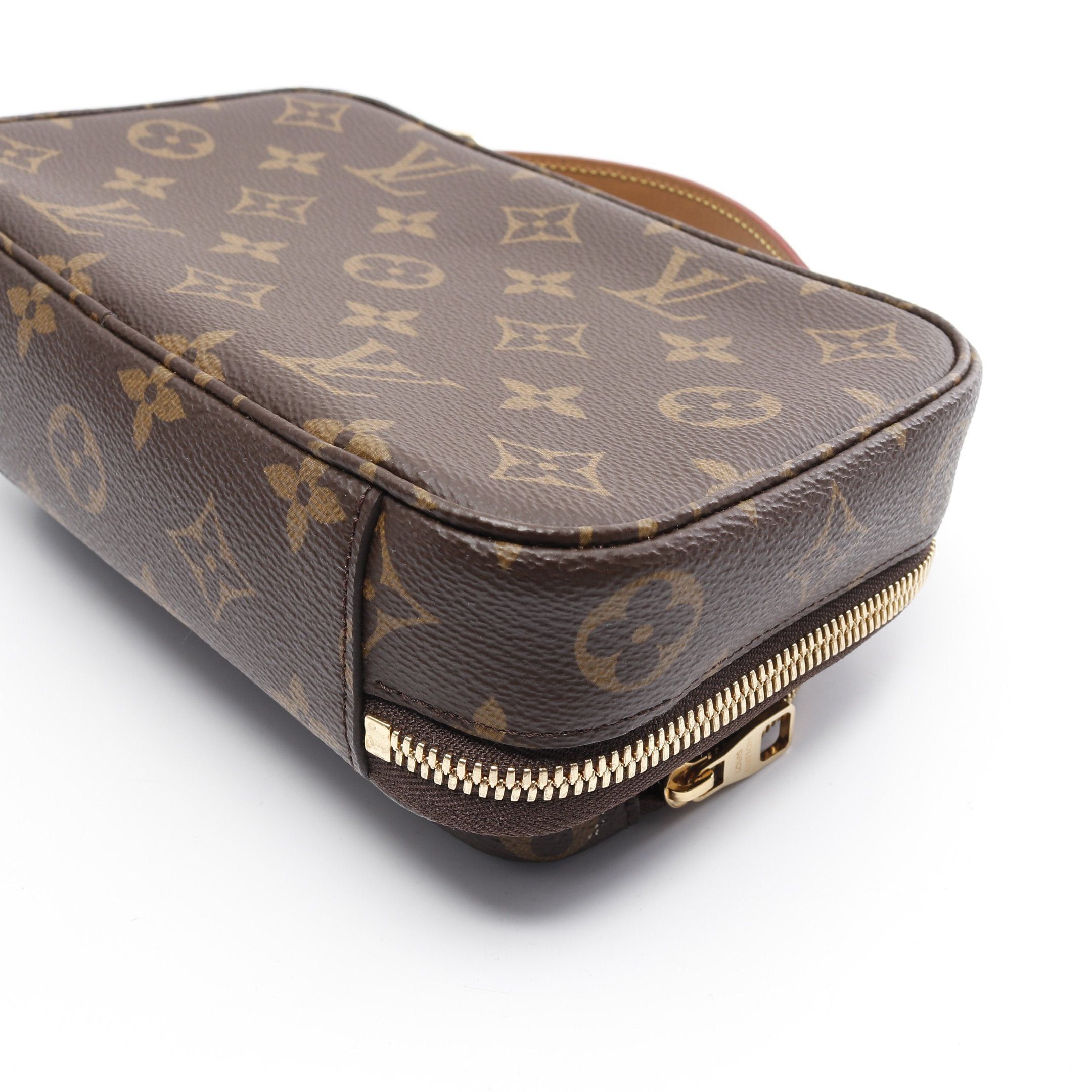 Louis Vuitton Louis Vuitton Utility Crossbody Monogram Handbag Leather Brown Size ONE SIZE - 5 Thumbnail