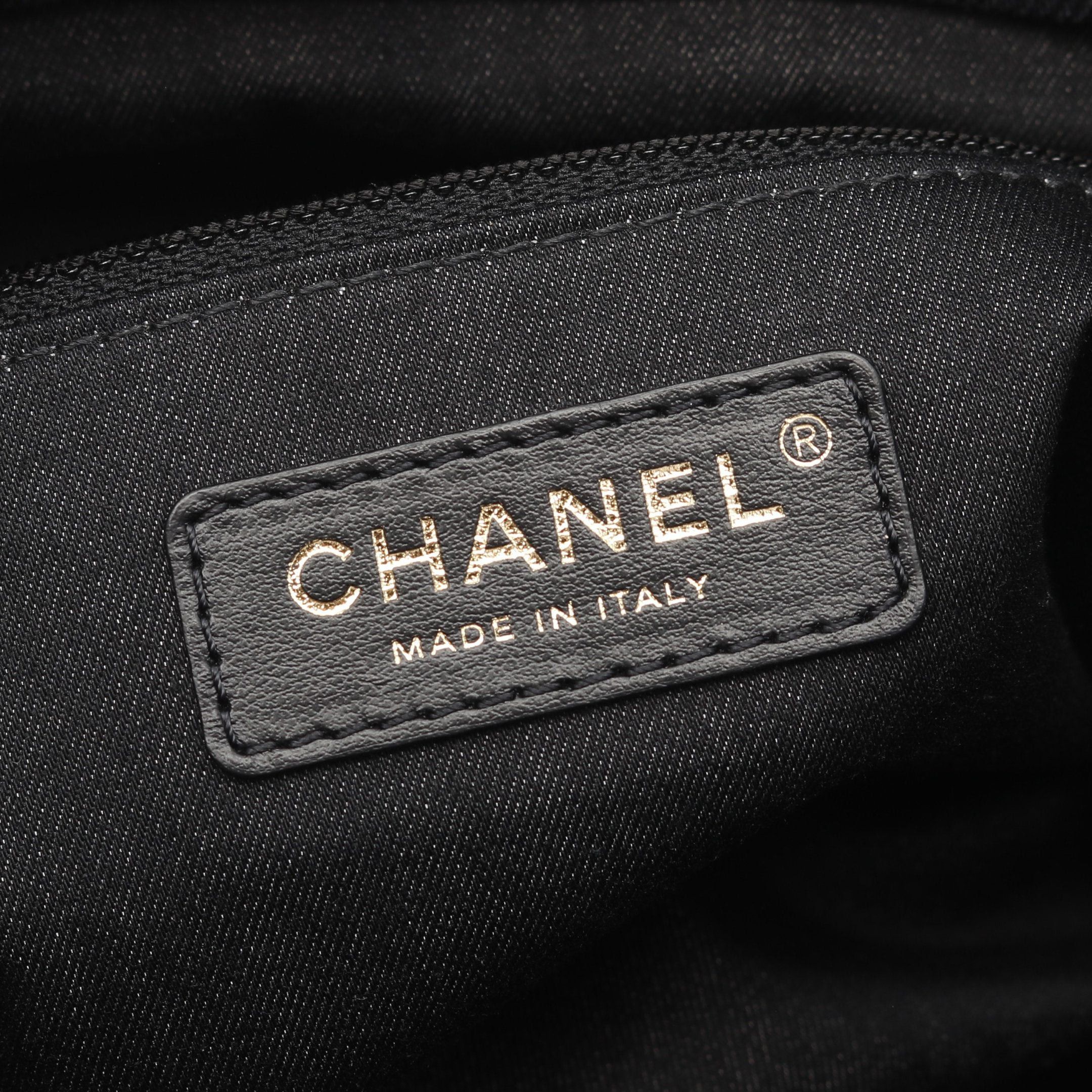 Chanel Chanel Matelasse Hobo Shoulder Bag Denim Black Multicolor Gold Hardware Size ONE SIZE - 4 Thumbnail