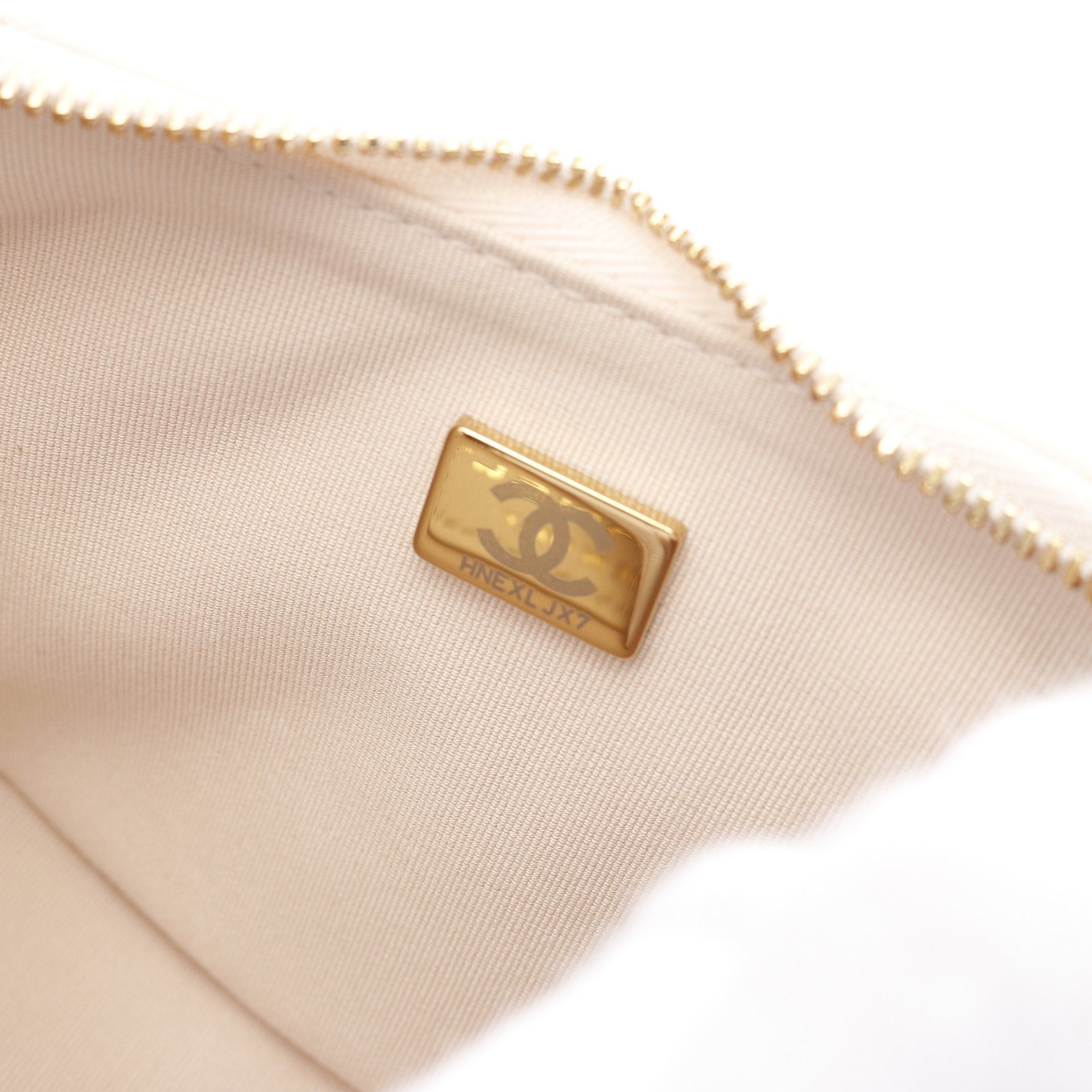 Chanel Chanel Matelasse Small Hobo Chain Shoulder Bag Lambskin Light Beige Gold Hardware Size ONE SIZE - 5 Thumbnail