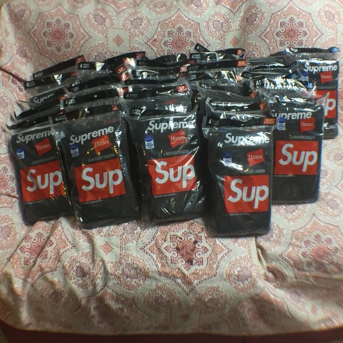 Supreme Supreme X Hanes Underwear Medium 4 Pack Grailed