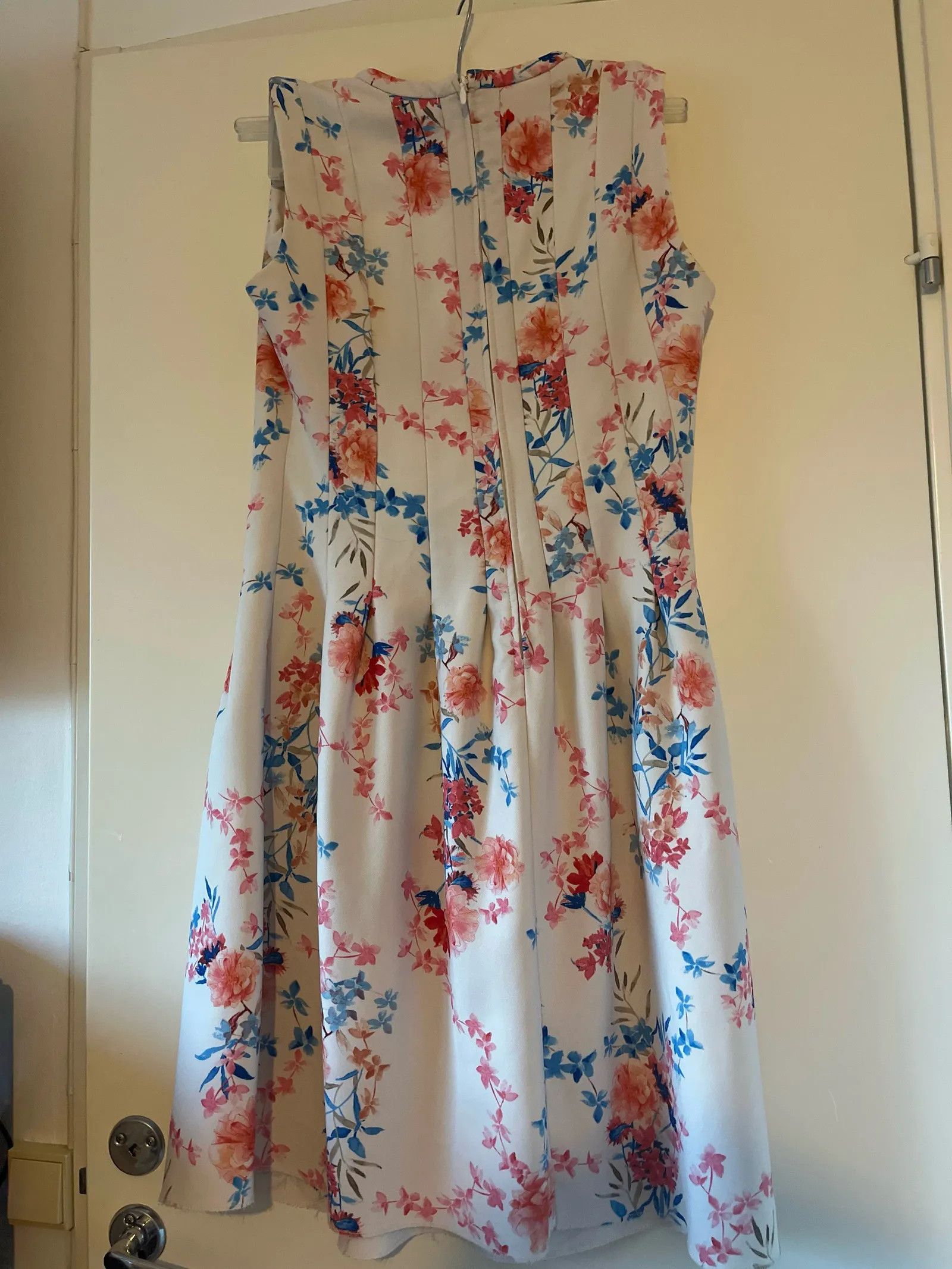 H&M H&M Dress Size M / US 6-8 / IT 42-44 - 3 Thumbnail