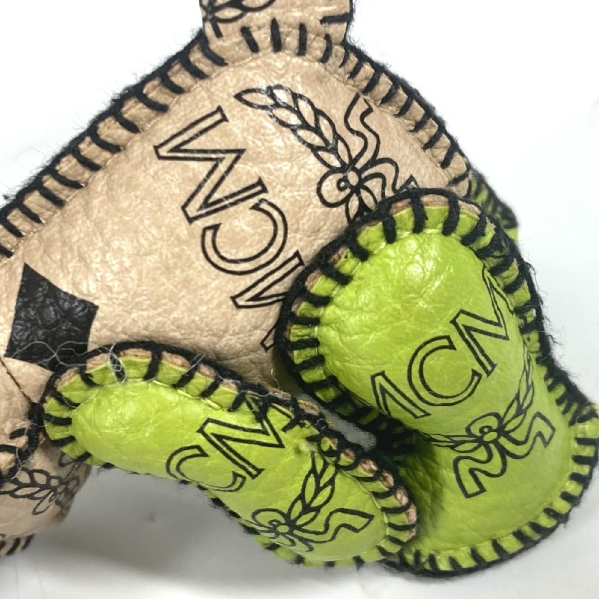 MCM MCM Bicolor Visetos Logo Bear Bag Charm Keychain Leather Men's Women's Beige Size ONE SIZE - 10 Thumbnail
