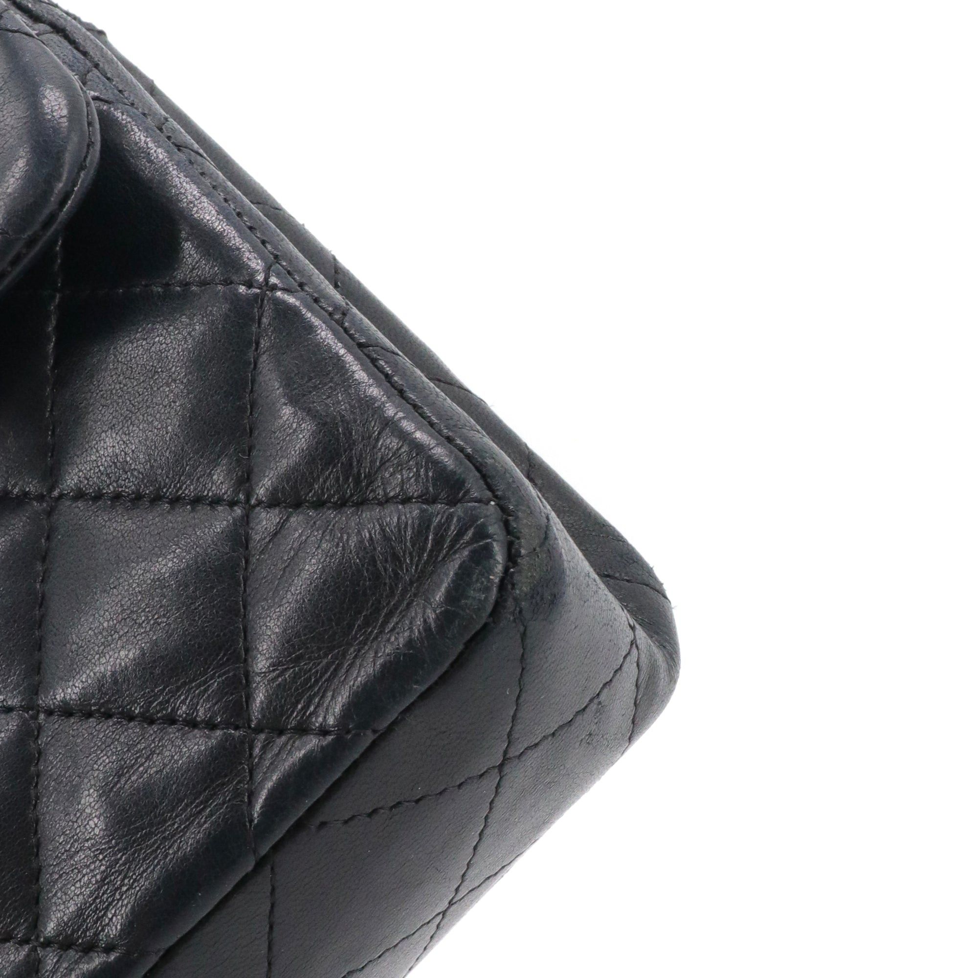 Chanel CHANEL - Classique/Timeless 23 Chanel double flap handbag in black quilted leather Size ONE SIZE - 5 Thumbnail
