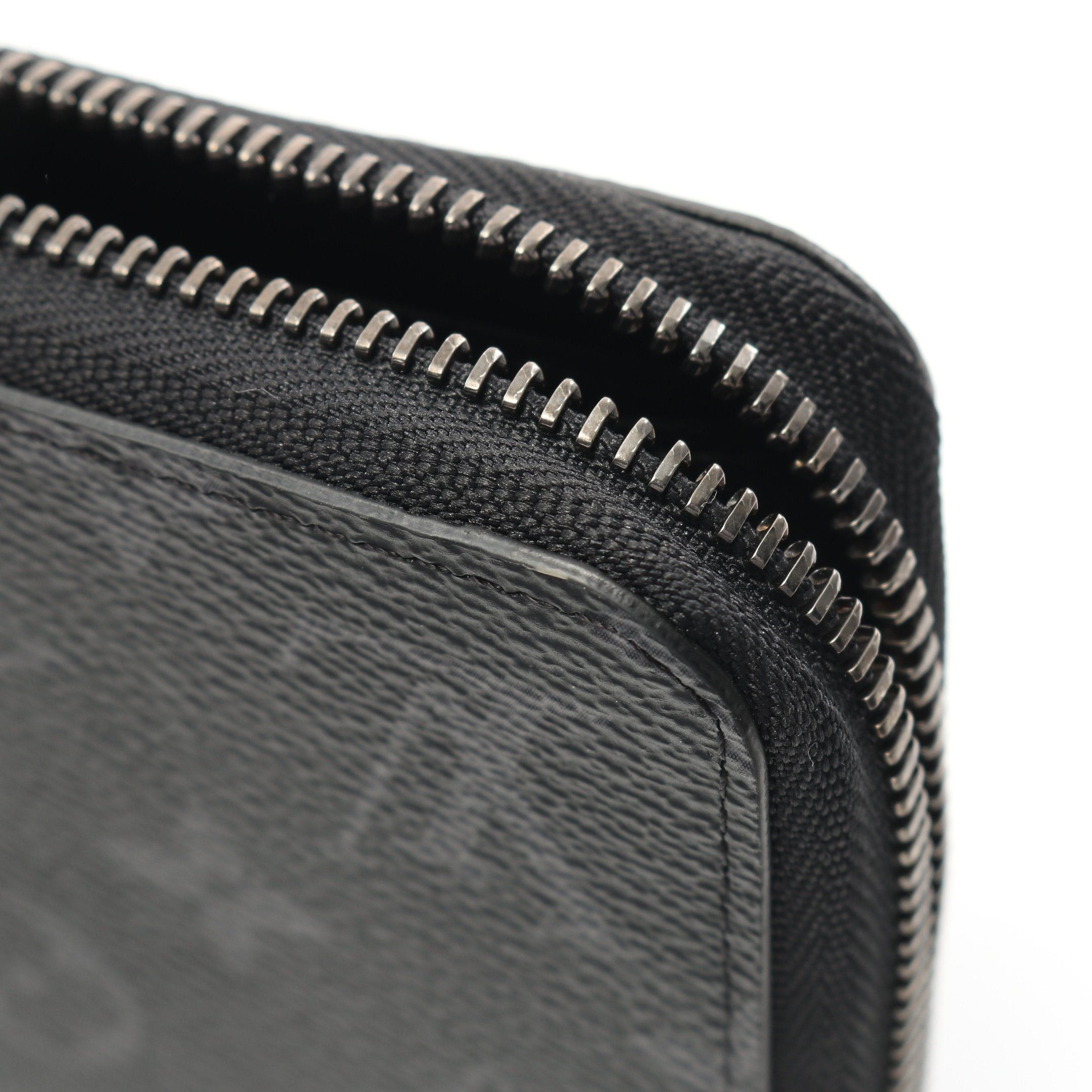 Louis Vuitton Louis Vuitton Zippy Wallet Horizontal Monogram Eclipse Round Zipper Long Black Size ONE SIZE - 7 Thumbnail