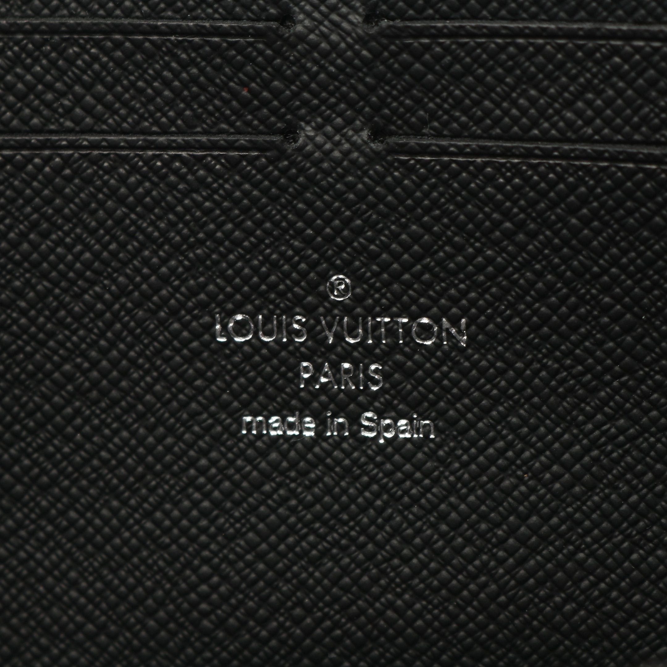 Louis Vuitton Louis Vuitton Zippy Wallet Horizontal Monogram Eclipse Round Zipper Long Black Size ONE SIZE - 4 Thumbnail