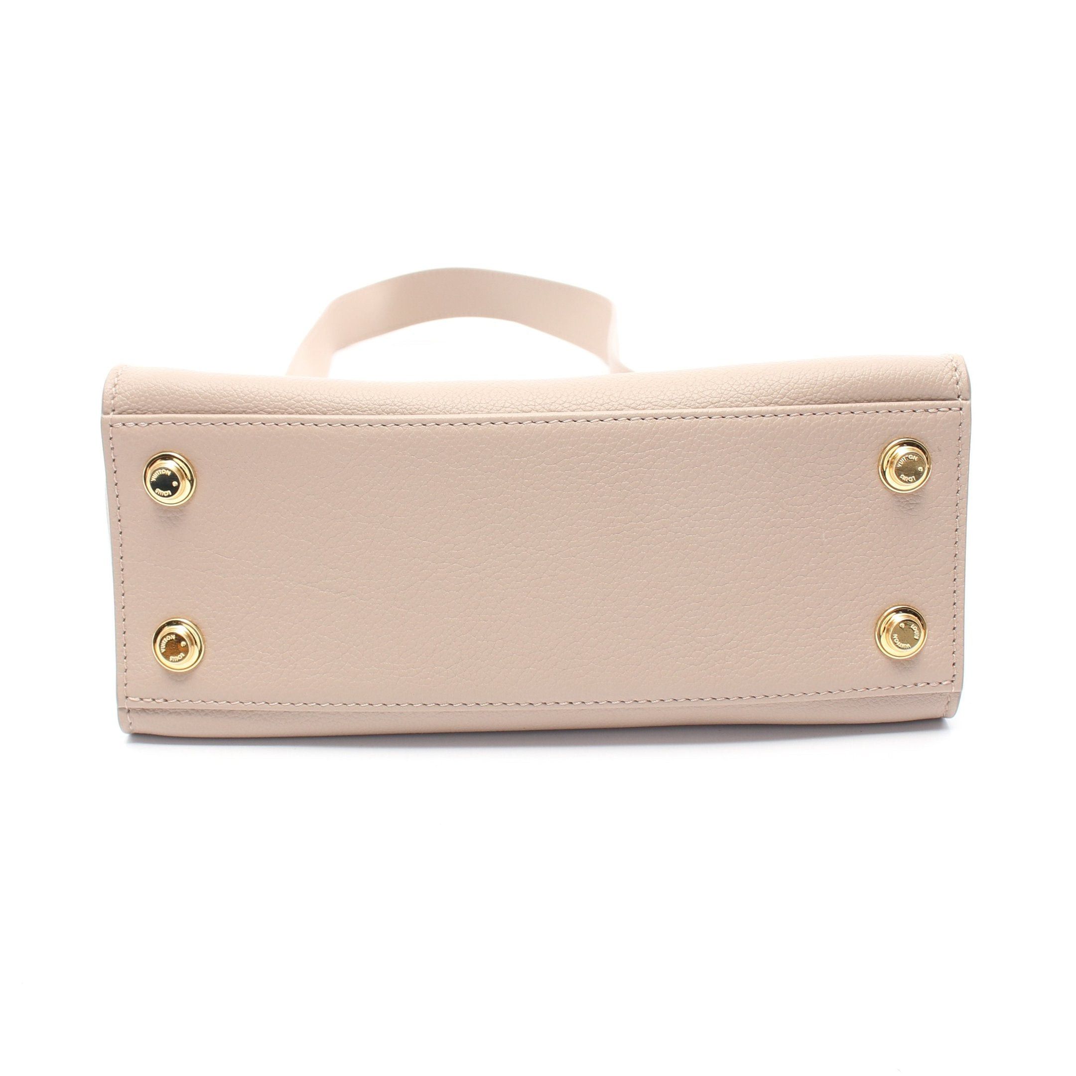 Louis Vuitton Louis Vuitton On My Side Pm Carré Handbag Leather Gray Beige Size ONE SIZE - 11 Thumbnail