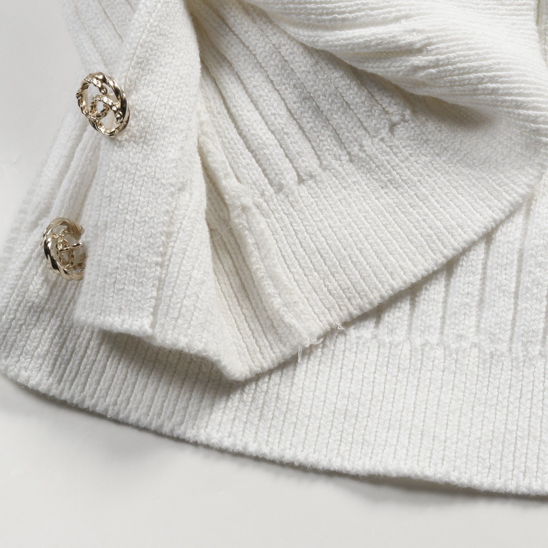 Chanel Chanel Cocomark Button Knitted Jacket Cardigan Cotton White Size ONE SIZE - 6 Thumbnail