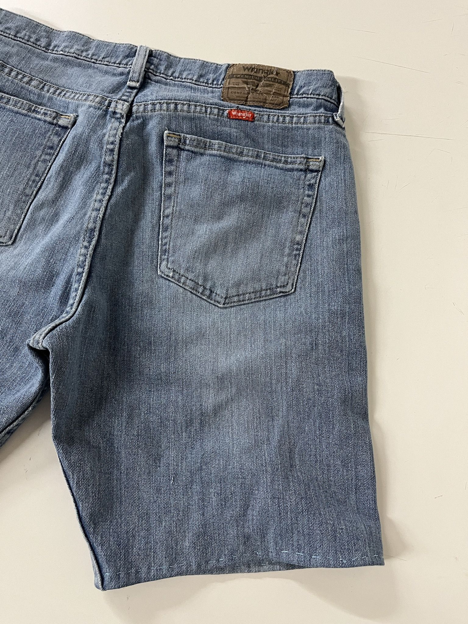 Levi's × Wrangler Vintage 1990s Jean Shorts Wrangler Jorts Size 34 Size US 34 / EU 50 - 5 Thumbnail