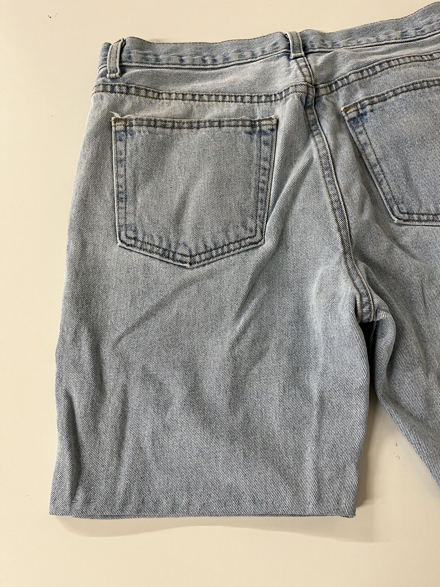 Levi's × Wrangler Vintage Jean Shorts 1990s Light Wash Jorts Size 35 Size US 35 - 6 Thumbnail