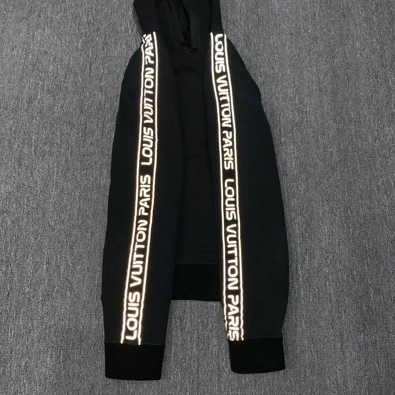 Louis Vuitton Black Logo Reflective Hoodie Sweatshirt-yf Size US M / EU 48-50 / 2 - 4 Thumbnail