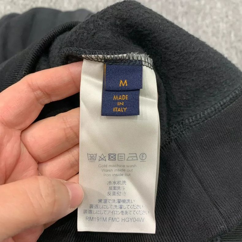 Louis Vuitton Black Logo Reflective Hoodie Sweatshirt-yf Size US M / EU 48-50 / 2 - 8 Thumbnail