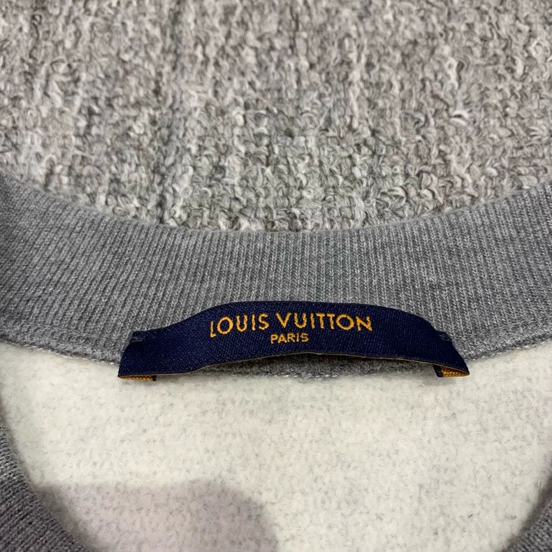 Louis Vuitton Louis Vuitton Heart Logo Gray Sweatshirt-yf Size US S / EU 44-46 / 1 - 5 Thumbnail