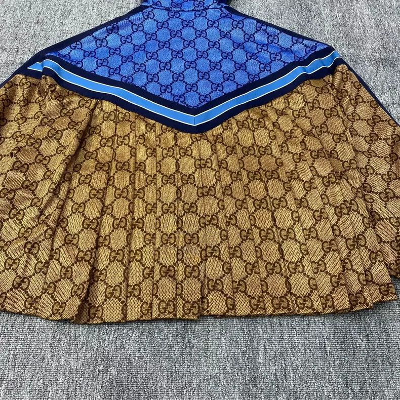 Gucci Gucci Color Block Logo Hooded Jacket-yf Size US S / EU 44-46 / 1 - 3 Thumbnail