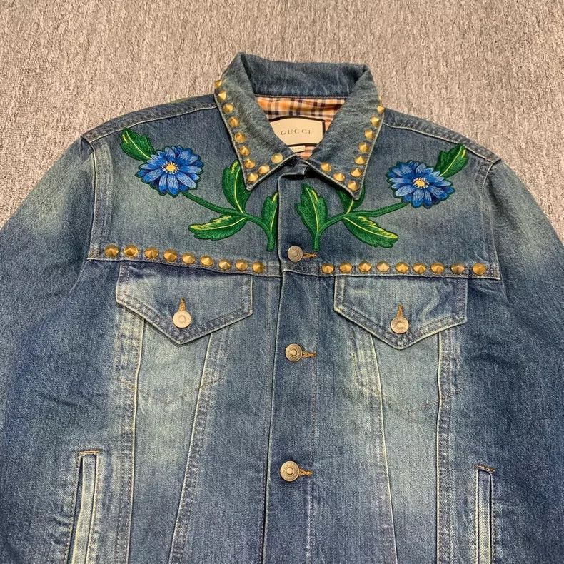 Gucci Gucci Denim Jacket with Floral Embroidery-yf Size US M / EU 48-50 / 2 - 3 Thumbnail