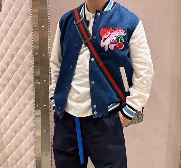Gucci Gucci Blue Denim Cherry Logo Jacket-yf Size US M / EU 48-50 / 2 - 7 Thumbnail
