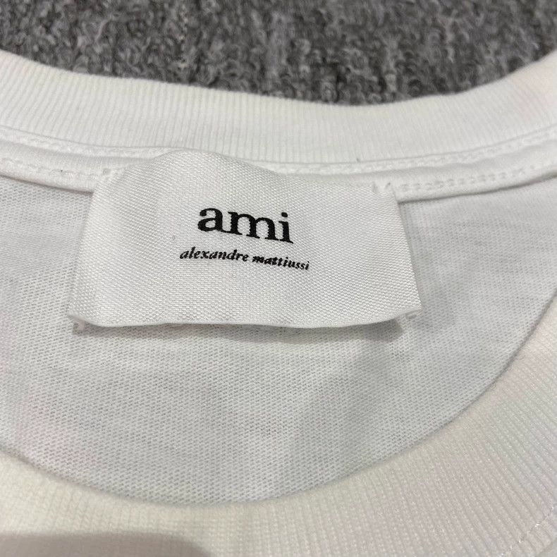 AMI Ami Short Sleeve Heart T-Shirt Size L-yf Size US L / EU 52-54 / 3 - 7 Thumbnail