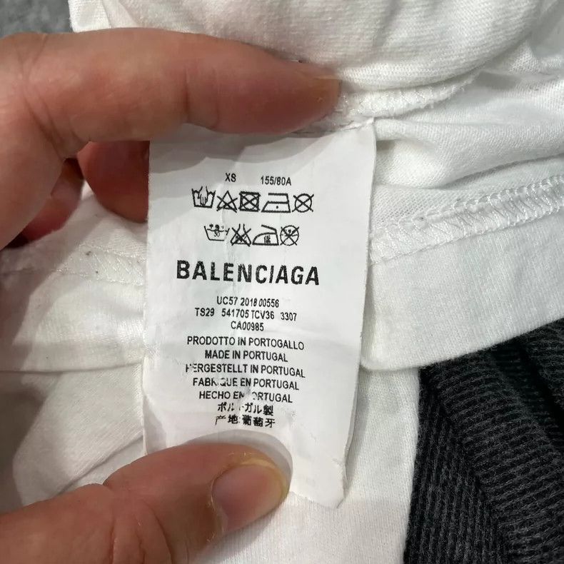 Balenciaga Balenciaga White Short Sleeve World Food Programme Shirt-yf Size US XS / EU 42 / 0 - 7 Thumbnail