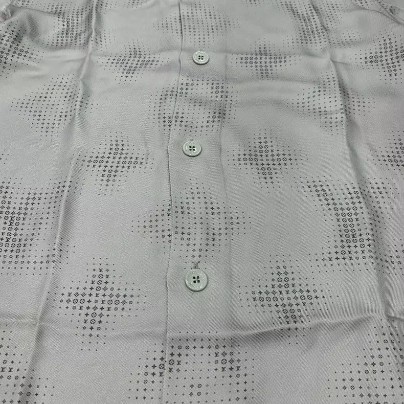 Louis Vuitton LV Mosaic Short Sleeve Shirt in Cyan-yf Size US XS / EU 42 / 0 - 4 Thumbnail