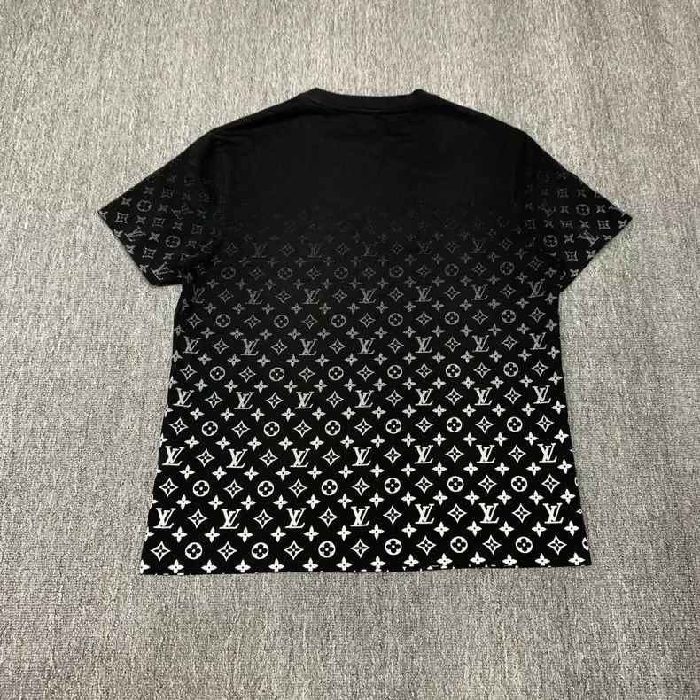 Louis Vuitton LV Black Gradient Short Sleeve T-Shirt-yf Size US M / EU 48-50 / 2 - 2 Thumbnail