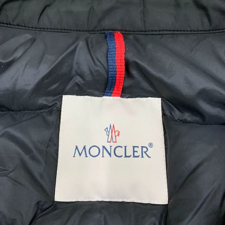 Moncler Moncler Black Padded Jacket Size 4-yf Size US M / EU 48-50 / 2 - 7 Thumbnail