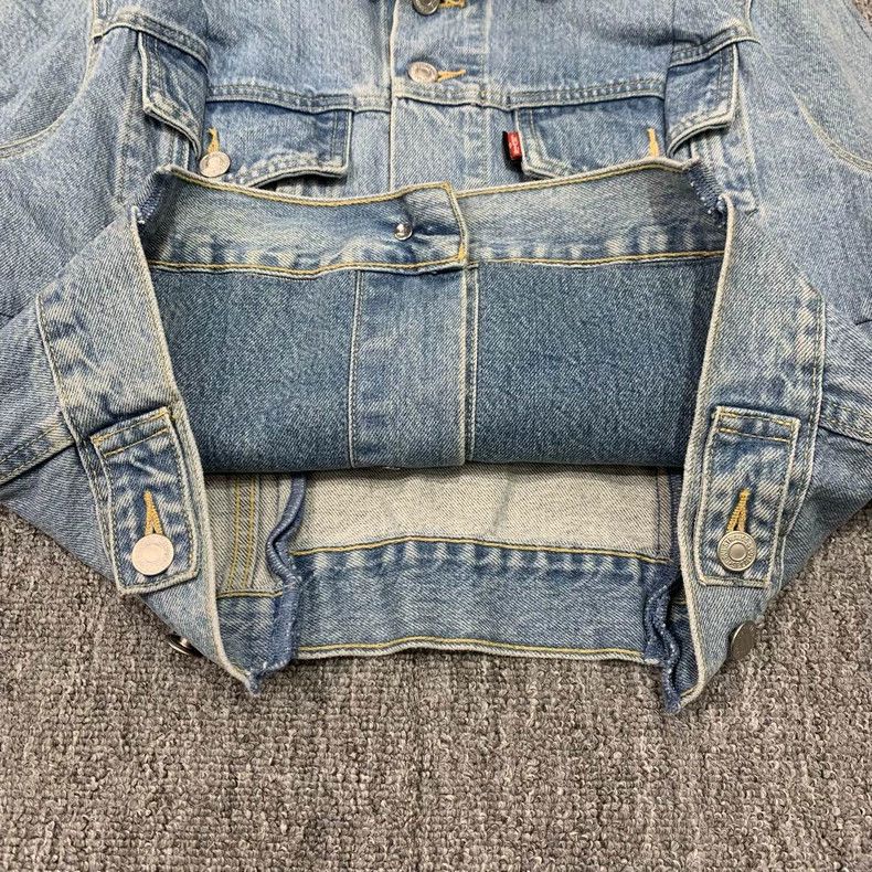 Vetements Vetements x Levi's Denim Jacket M Size-yf Size US M / EU 48-50 / 2 - 8 Thumbnail