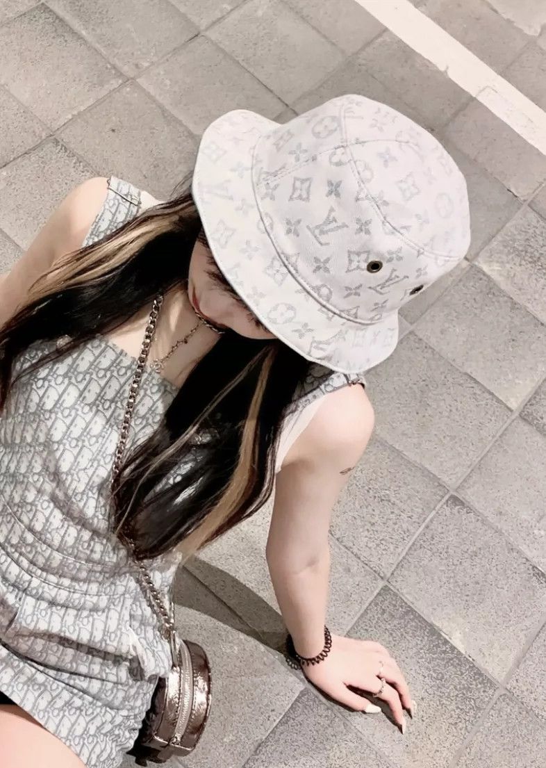Louis Vuitton Louis Vuitton Monogram Bucket Hat-yf Size ONE SIZE - 9 Thumbnail