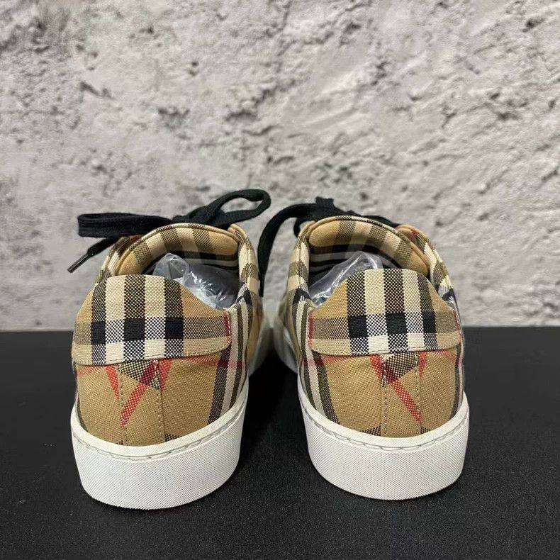 Burberry Burberry Rainbow Check Sneakers Size 38-yf Size US 6.5 / EU 39-40 - 3 Thumbnail
