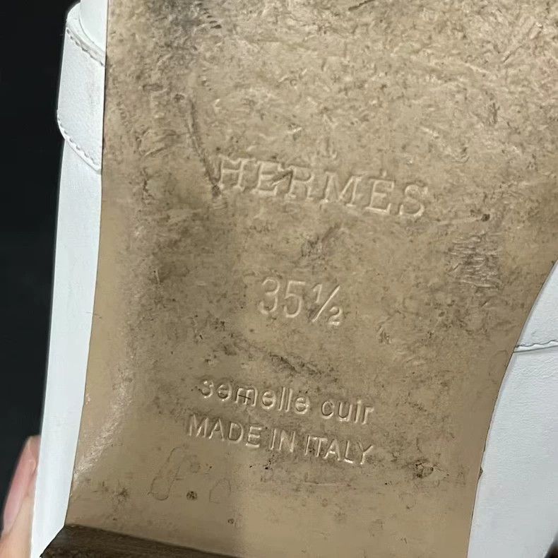 Hermes Hermes Kelly Mules in White Size 35.5-yf Size US 5.5 / EU 38 - 8 Thumbnail