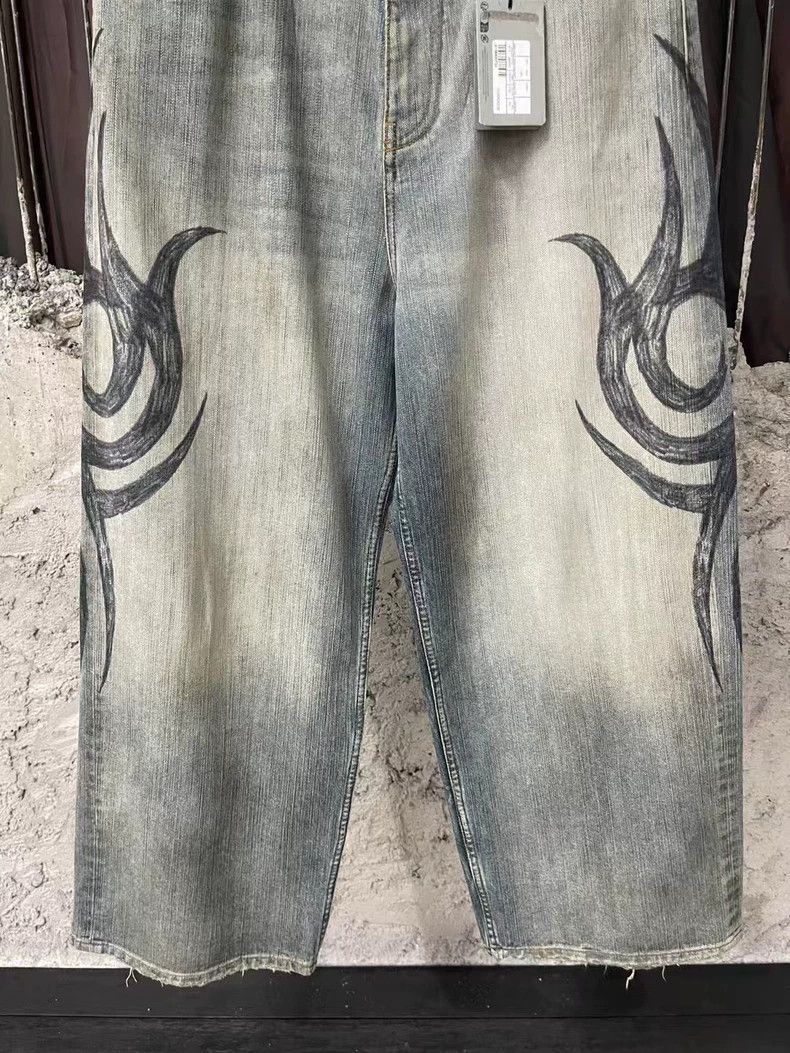 Balenciaga Balenciaga Dragon Print Denim Pants in XS-yf Size US 26 / EU 42 - 5 Thumbnail