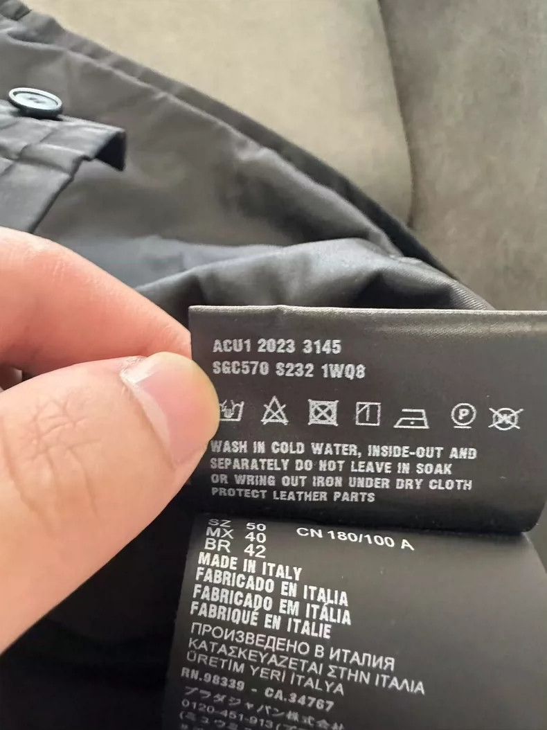Prada PRADA Utility Jacket with Classic Triangle Logo-yf Size US L / EU 52-54 / 3 - 5 Thumbnail
